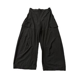 Wide Leg Cargo Pants in Black - Women's